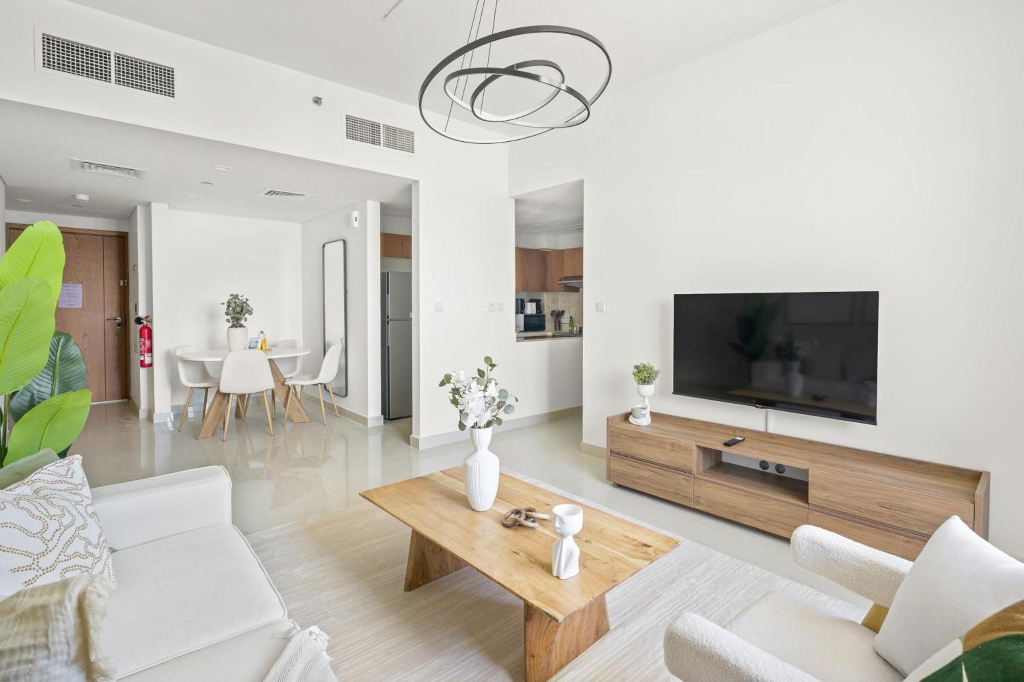 Silkhaus Chic 2 Bdr Near Reem Mall Apartment *